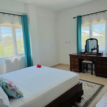 Bijoutier Apartments Grand Anse  Exteriör bild