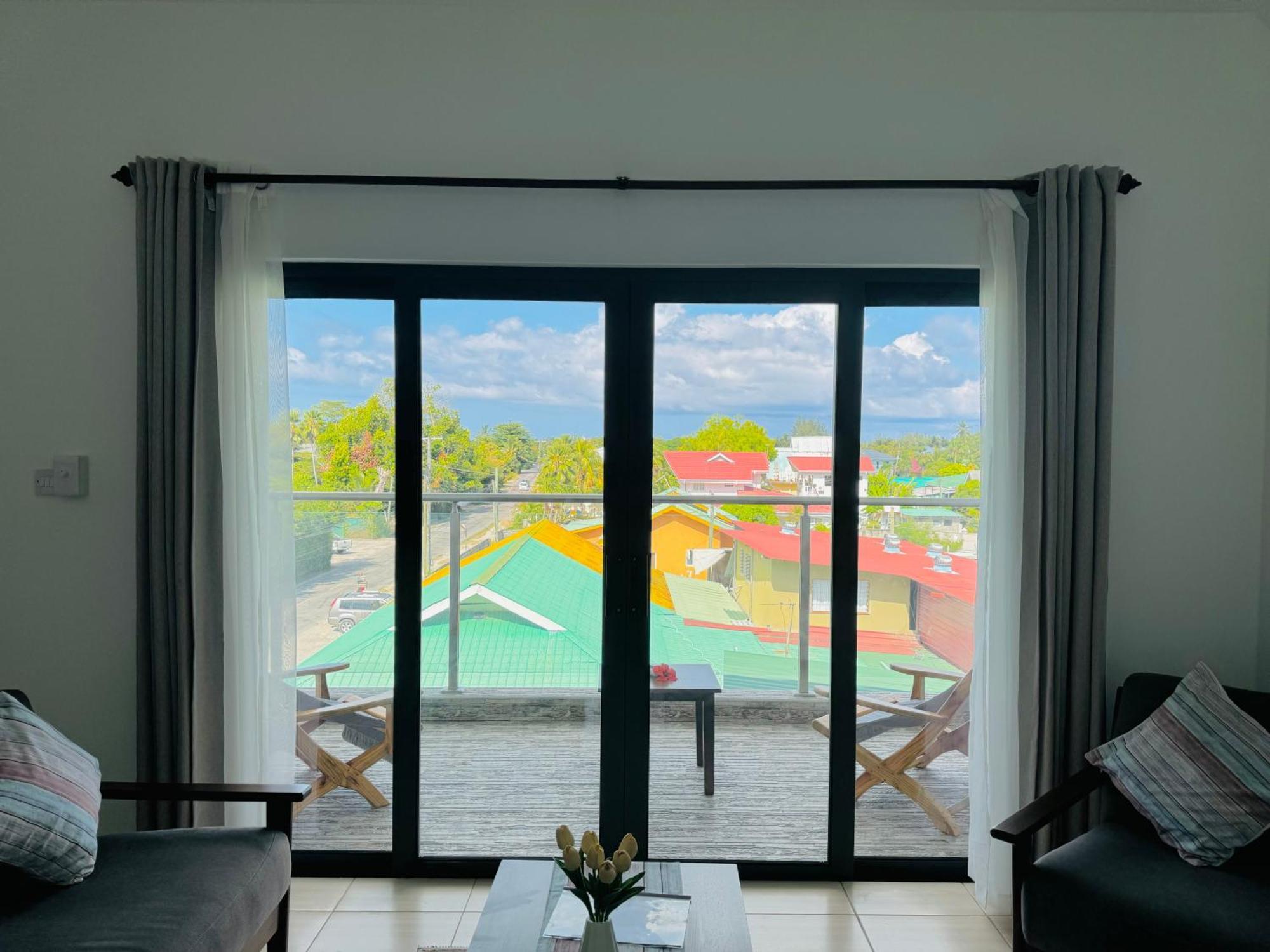 Bijoutier Apartments Grand Anse  Exteriör bild