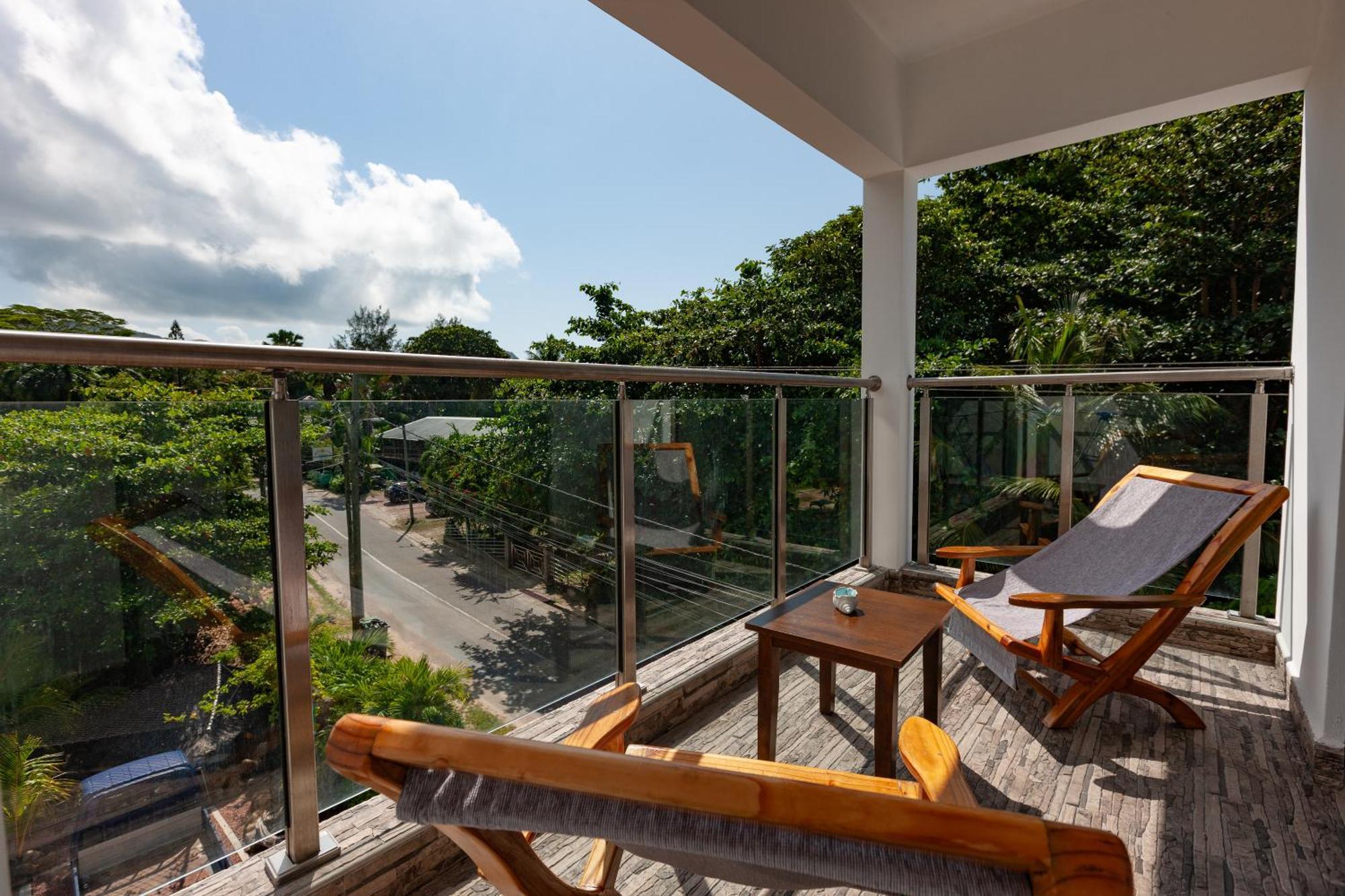 Bijoutier Apartments Grand Anse  Exteriör bild